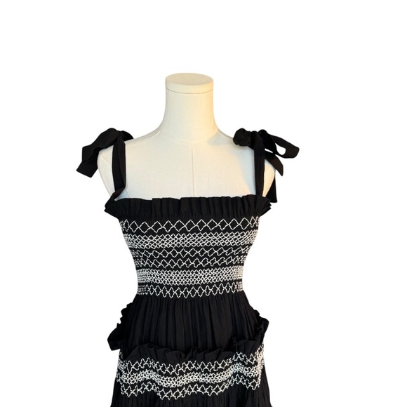 Shona Joy - Shirred Tiered Black and White Ruffled Mini Sundress Sz 4 - Picture 5 of 11